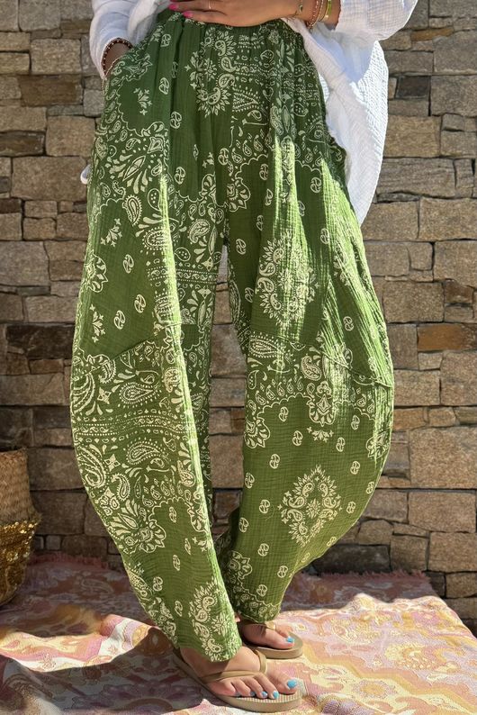 Hush Pillow Cotton Bandana B Classic Barrel Pant Rio Green